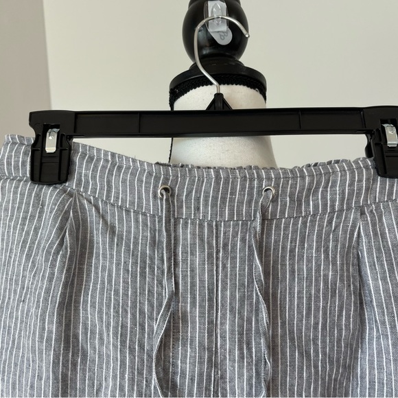 Chico’s size 0.5 women’s 6 100% linen shorts with drawstring - Picture 9 of 16